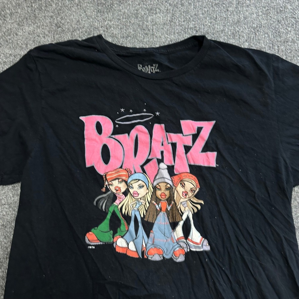 Bratz T-shirt Womens Size Large Black Graphic Y2K Dolls Short Sleeve Crew Neck